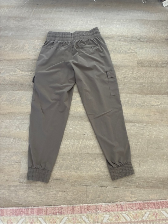 Target Pants - Women’s Elastic-Waist Cargo Joggers - Gray/Brown